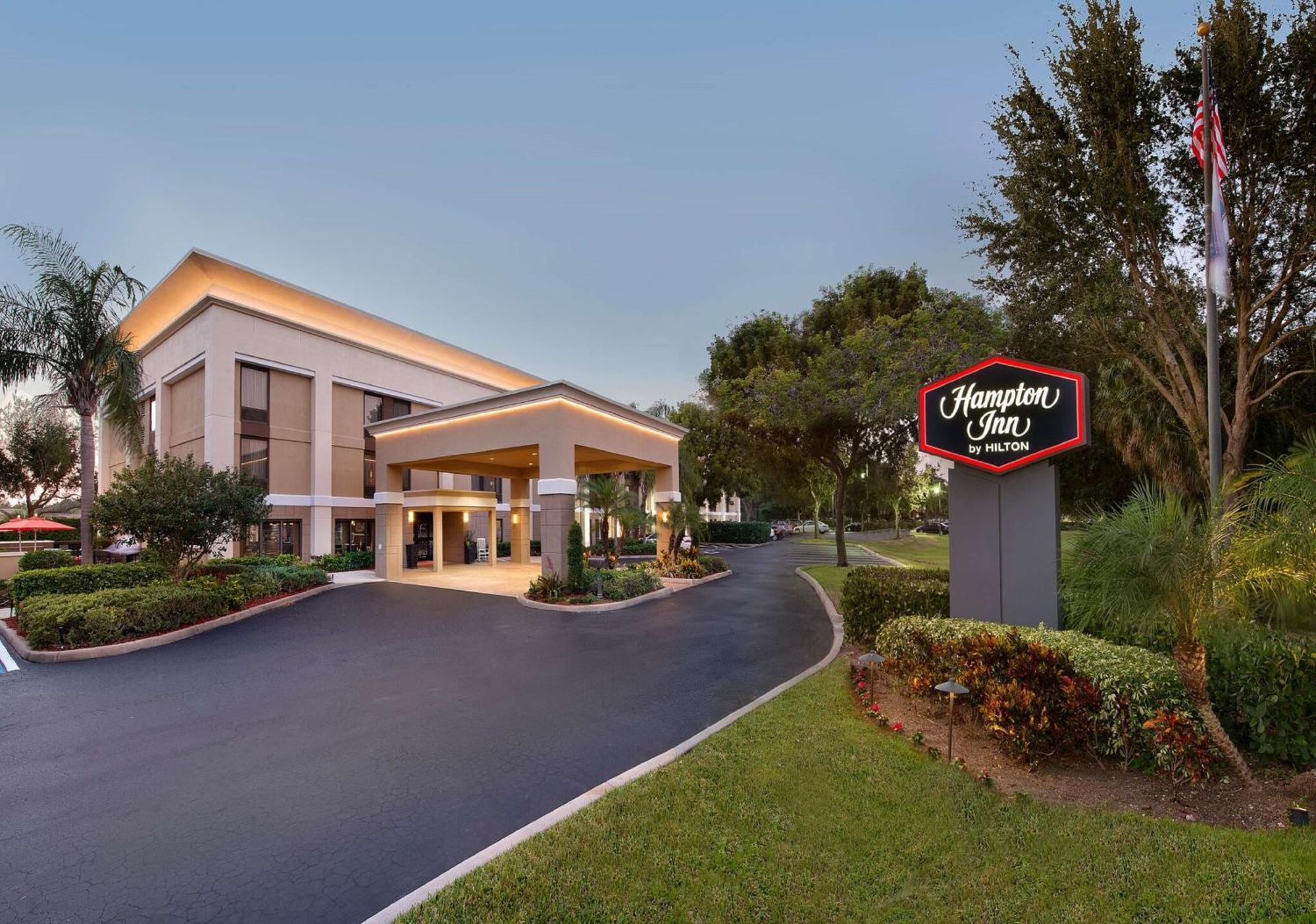 Hampton Inn Naples - I-75 Kültér fotó